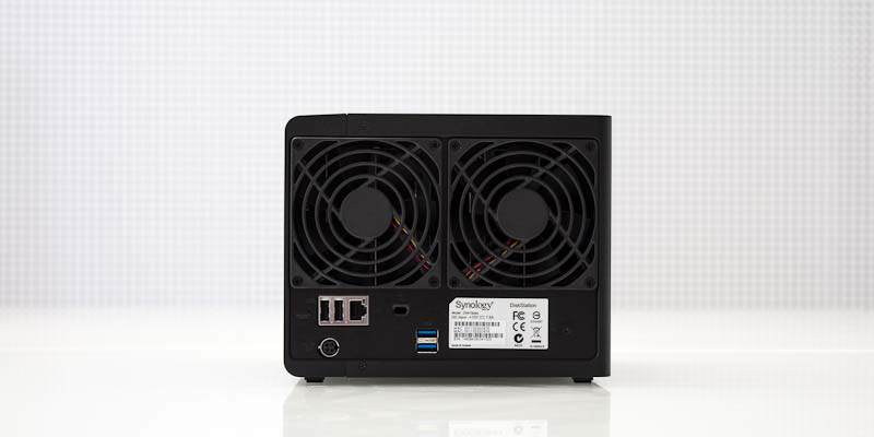 Synology DS415play exterior06