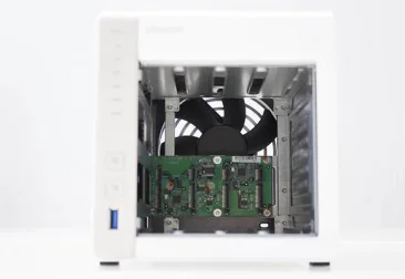 Review QNAP TS-451