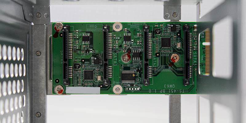 TS-451_14 backpanel