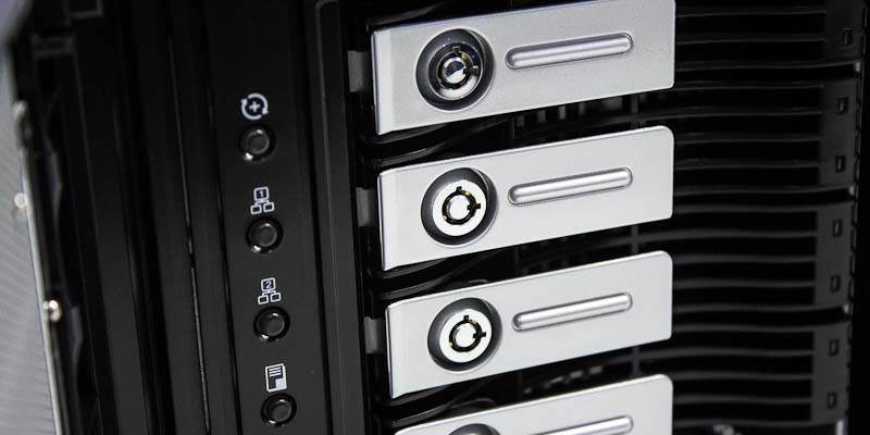 Thecus N5550 Exterior_05