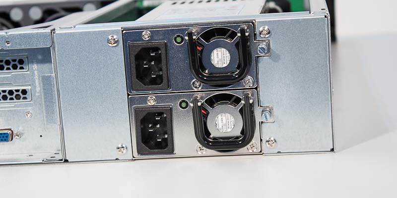  Fuentes de alimentación redundantes TS-879u-RP038