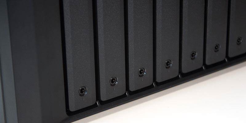Synology DS1815+_03