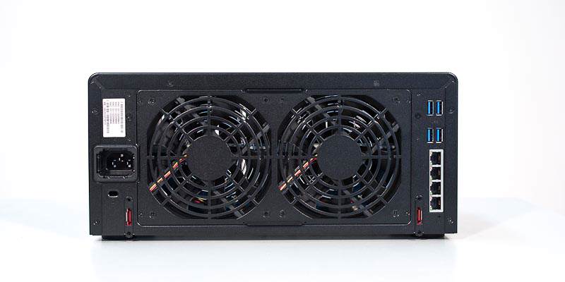 Synology DS1815+_07