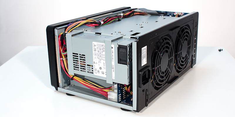 Synology DS1815+_13