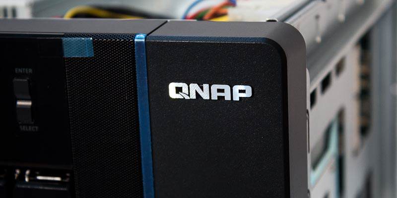 QNAP TS-1080 Pro_02