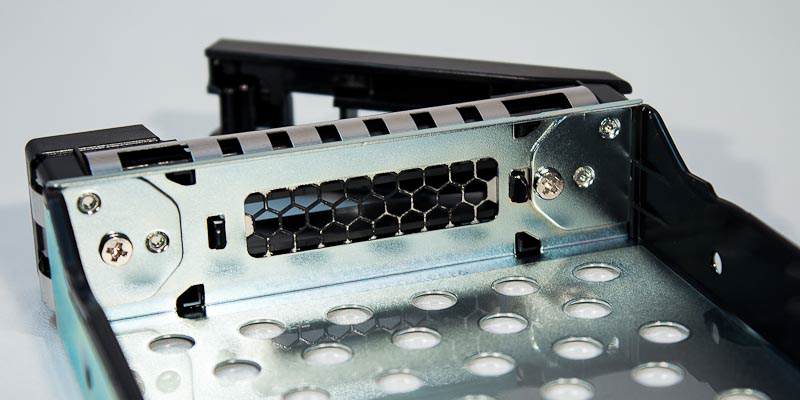 QNAP TS-1080 Pro_23