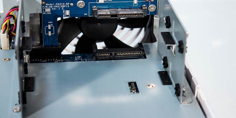 Synology DS215j_45