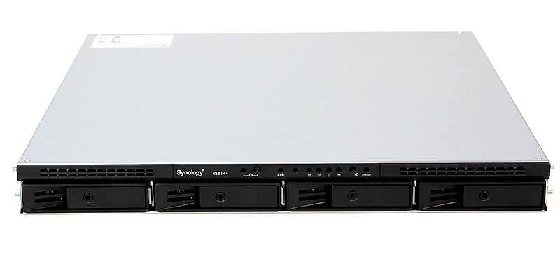 Synology RS814+ Frontal con 4 bahías para HDD