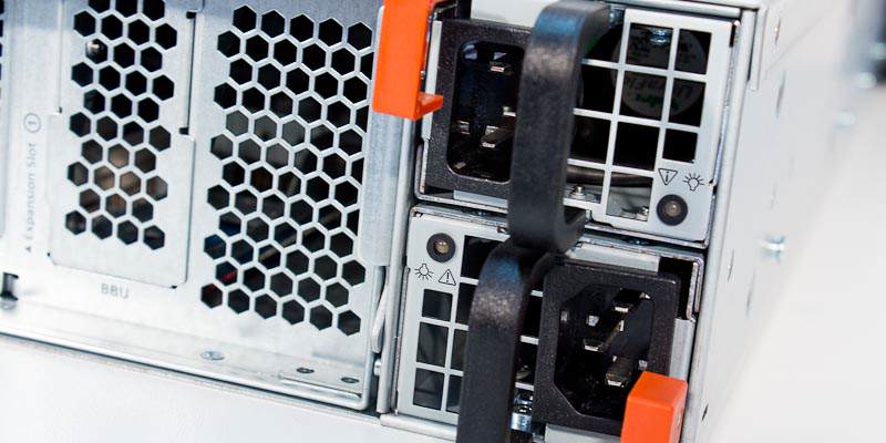 QNAP TS-EC880u-RP Servidor NAS Empresarial