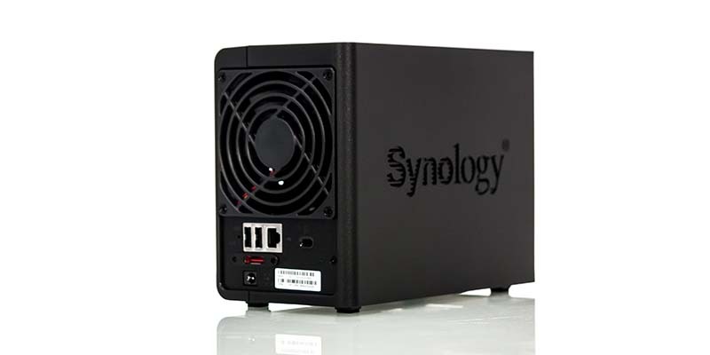 synology-ds216plus-conexiones.jpg