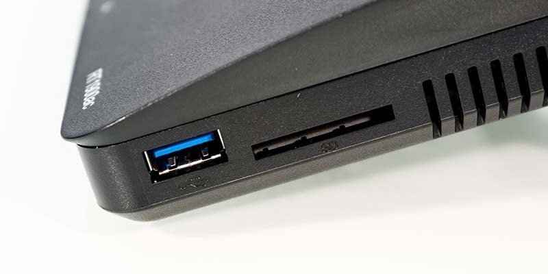 004-router-seguro-para-pyme-synology-rt1900ac