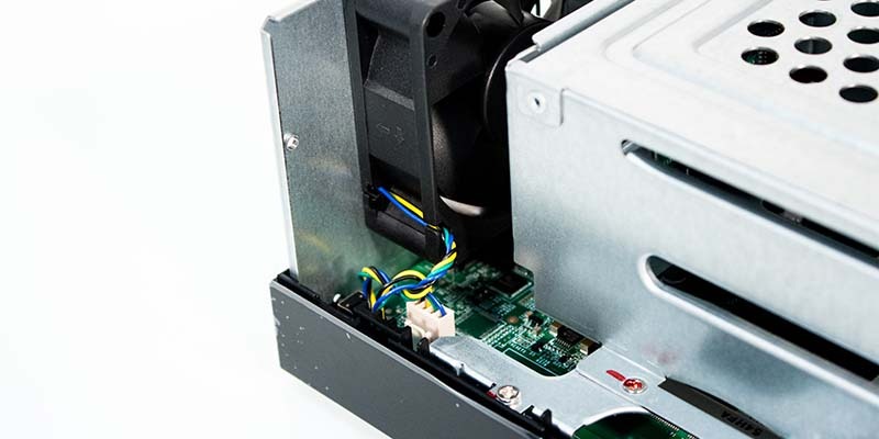 QNAP_TS-251+_0002_800x400