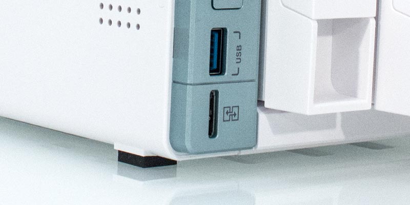 QNAP TS-x51A