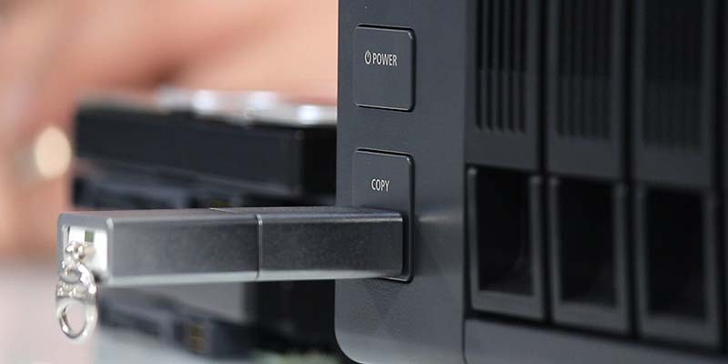 Unboxing.Imagen fija051