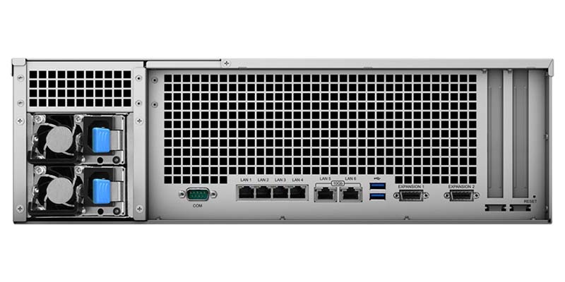 Synology RS4017xs+ parte trasera