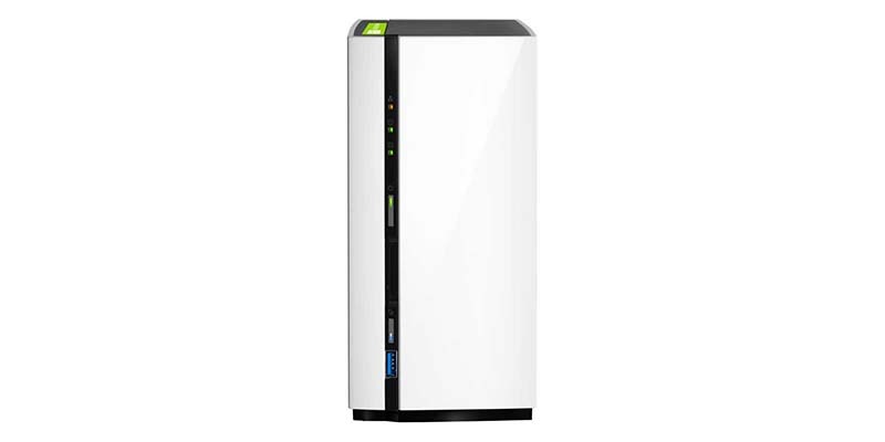 QNAP TS-228