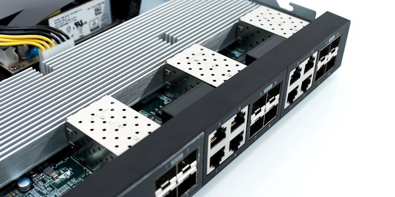 Qnap QSW-1208-8C Switch QNAP 12 puertos