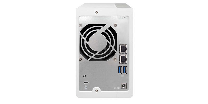Conexiones QNAP TS-231P2