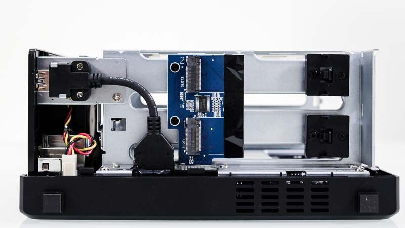 post_800x400_Synology_DS720+022