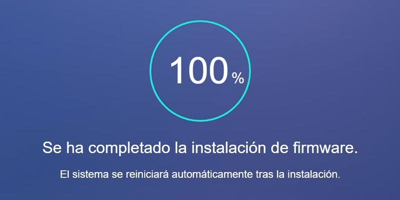 Instalación de la actualización de firmware completada